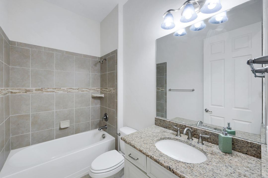 9179 Flint Ct, Naples, FL 34120