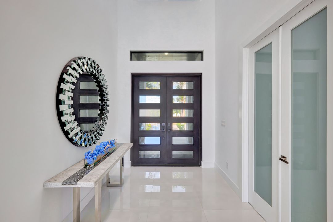 1110 Lenox Ct, Cape Coral, FL 33904