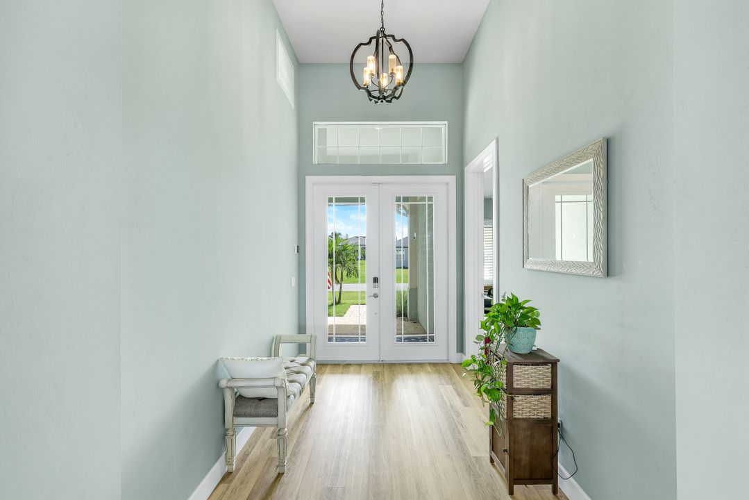 16 NW 38th Pl, Cape Coral, FL 33993