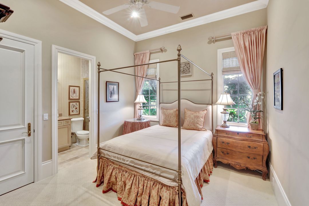 3118 Dahlia Way, Naples, FL 34105