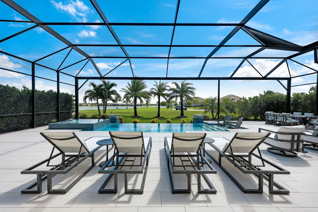 17216 Blue Sapphire Dr, Fort Myers, FL 33913