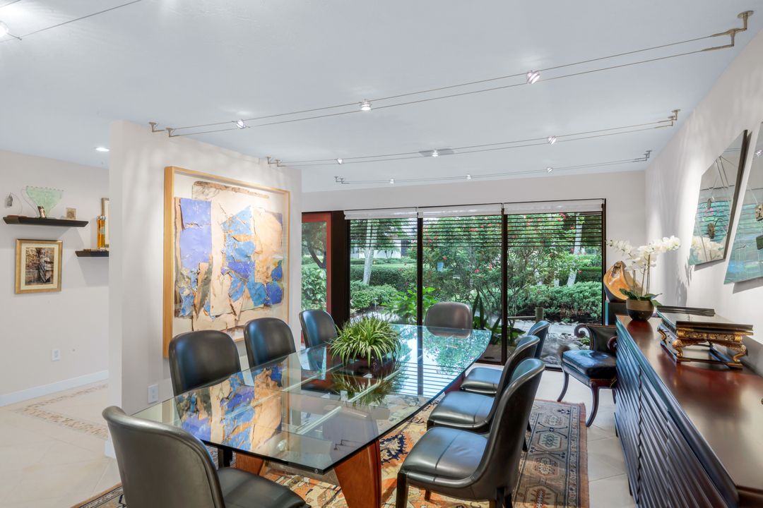 13024 Valewood Dr, Naples, FL 34119