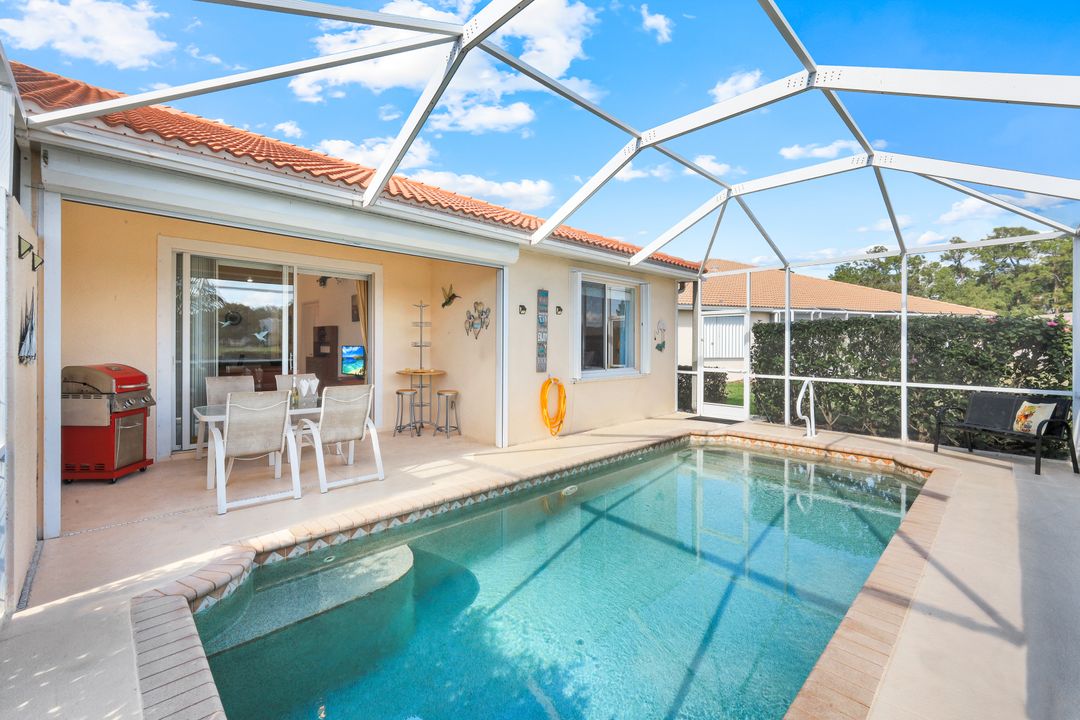 7755 Berkshire Pines Dr, Naples, FL 34104