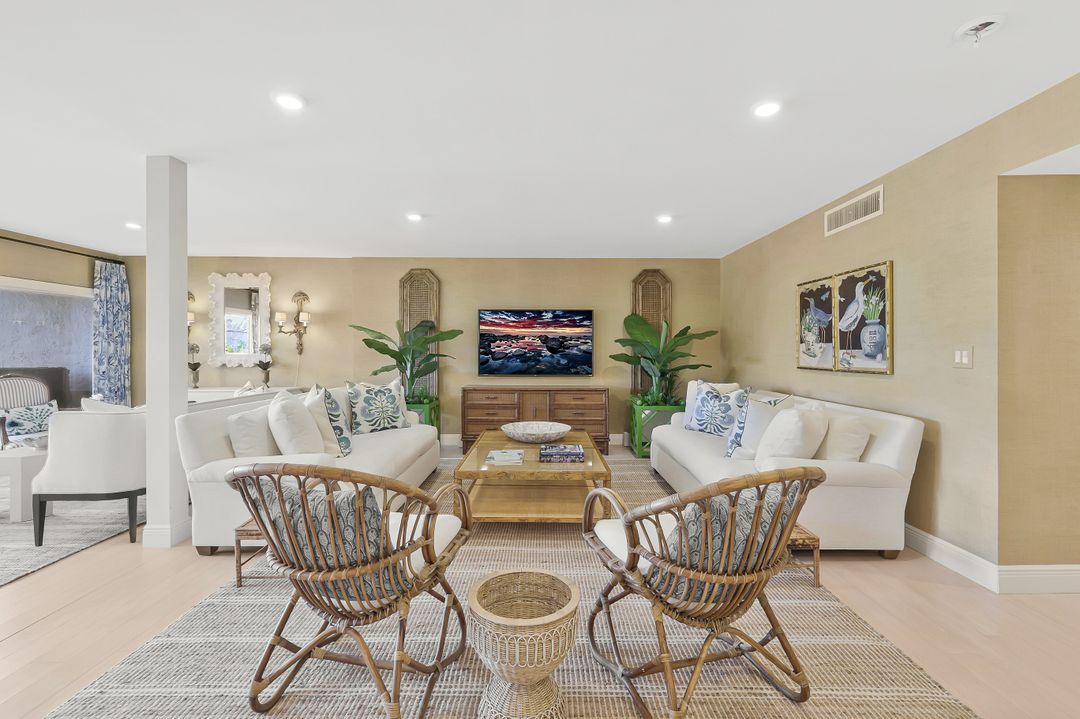 102 Wilderness Way #343, Naples, FL 34105