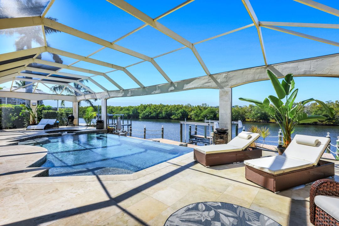 3820 Surfside Blvd, Cape Coral, FL 33914