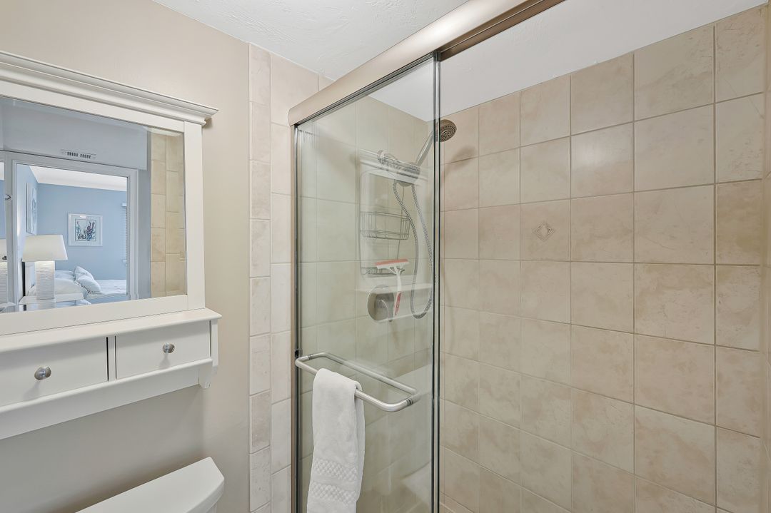 226 3rd St #206, Bonita Springs, FL 34134