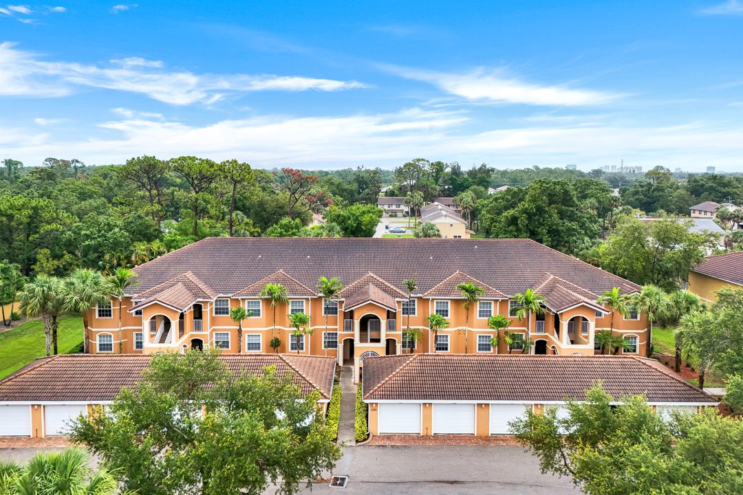 1089 Winding Pines Circle #106, Cape Coral, FL 33909