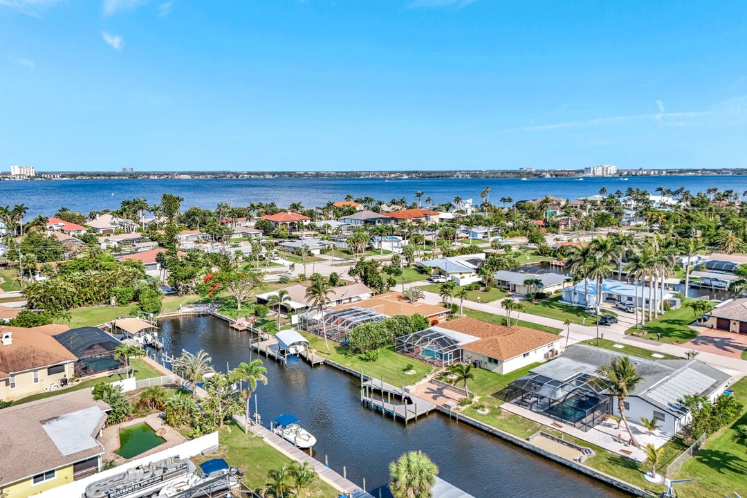 1441 Willshire Ct, Cape Coral, FL 33904