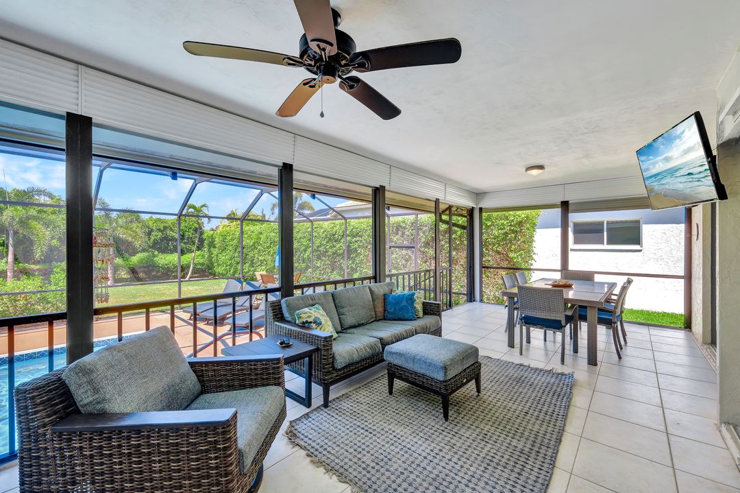 568 Elk Cir, Marco Island, FL 34145