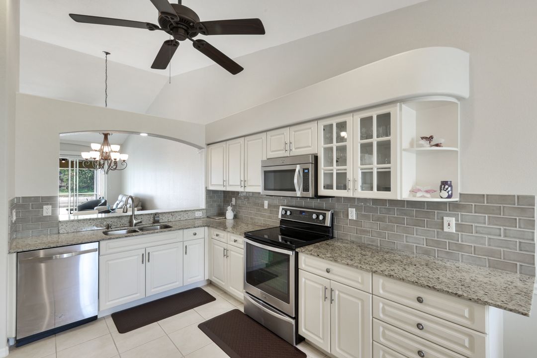 8149 Tauren Ct  #p 434, Naples, FL 34119