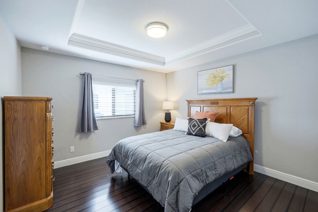 3313 Embers Pkwy W, Cape Coral, FL 33993