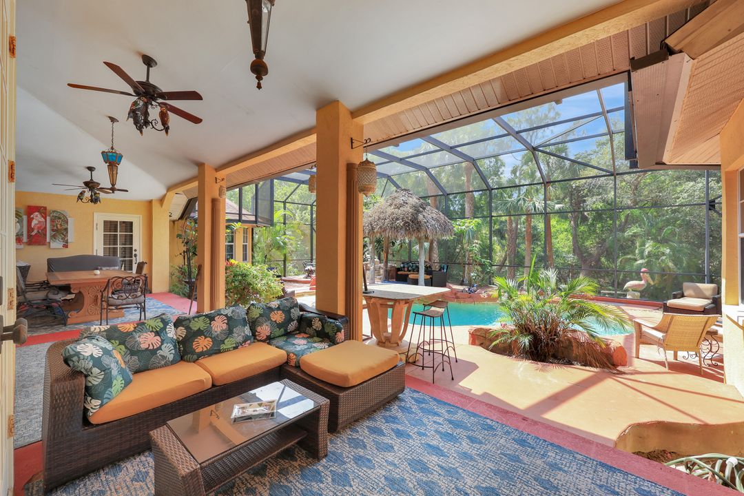 1904 Bethany Pl, Naples, FL 34109