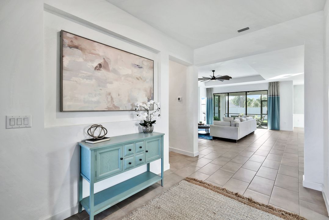 11348 Canopy Loop, Fort Myers, FL 33913