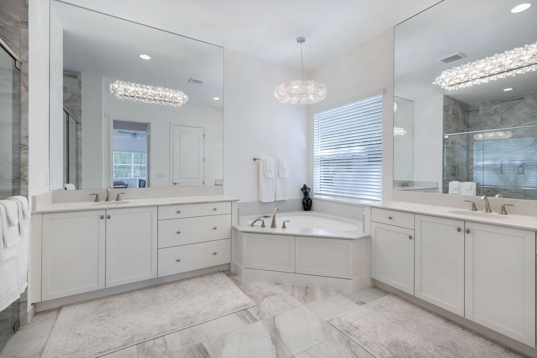28616 Wharton Dr, Bonita Springs, FL 34135