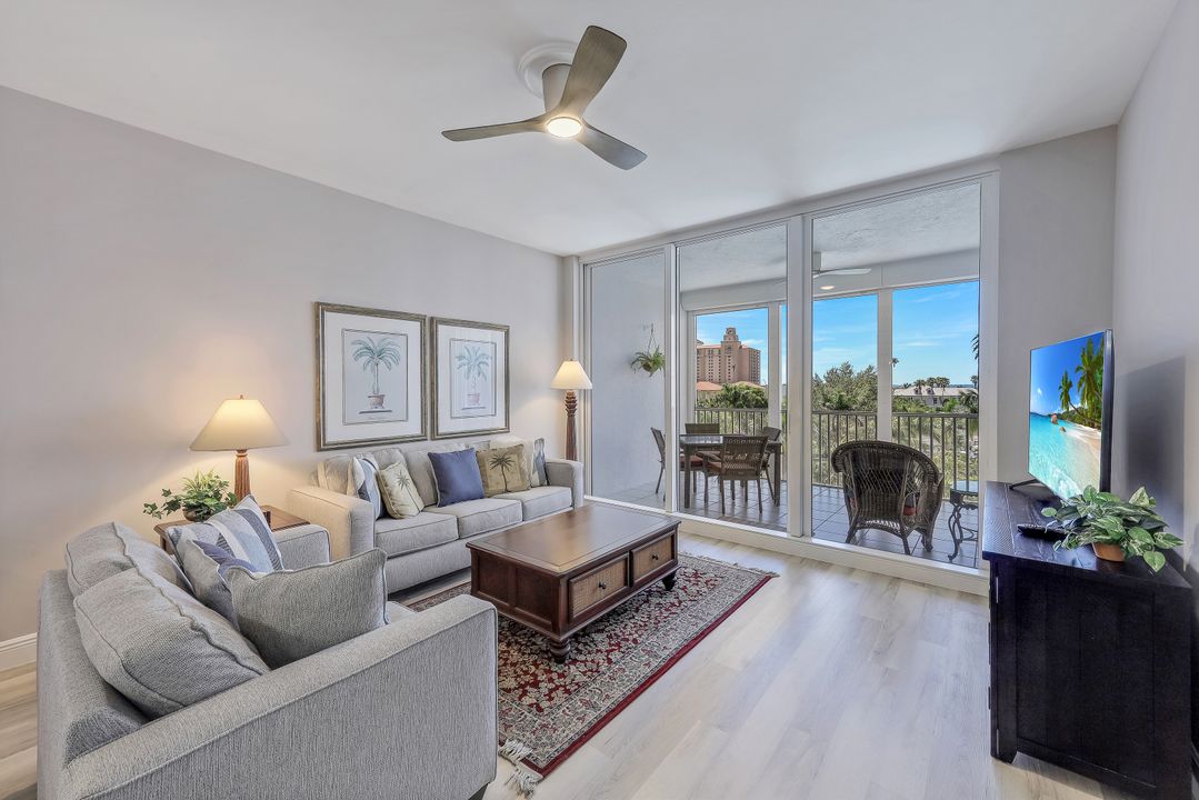 460 Launch Cir #503, Naples, FL 34108