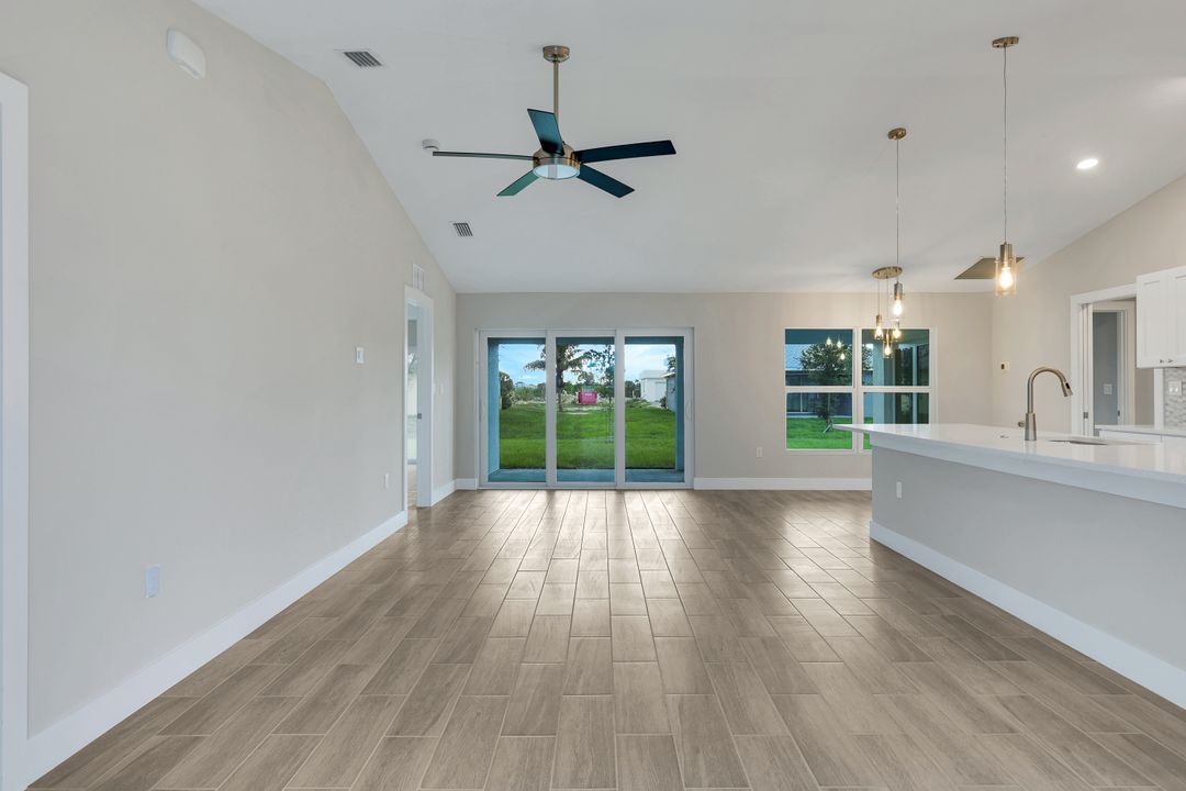 4408 NE 21st Pl, Cape Coral, FL 33909