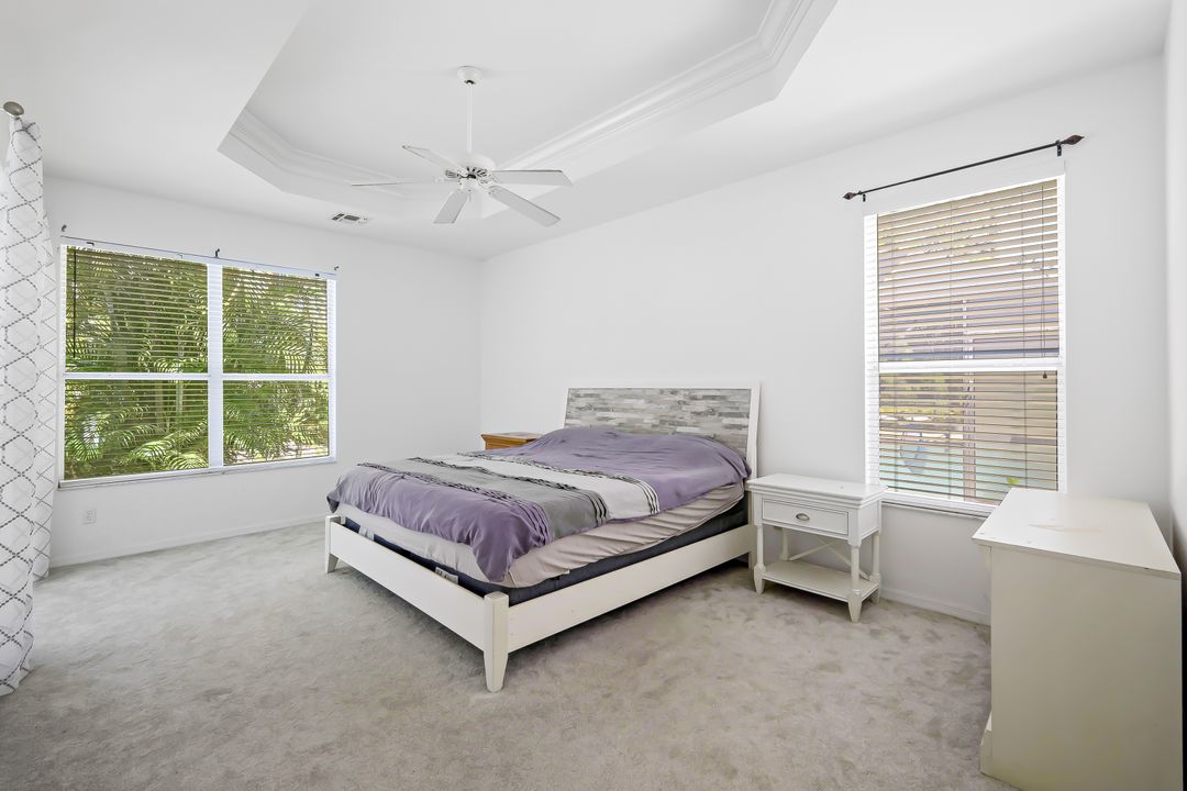 6785 Berwick Pl, Naples, FL 34104