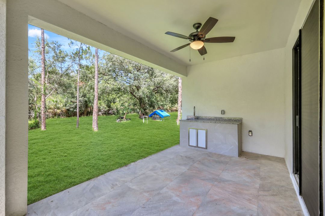 2407 Jetridge St, Alva, FL 33920