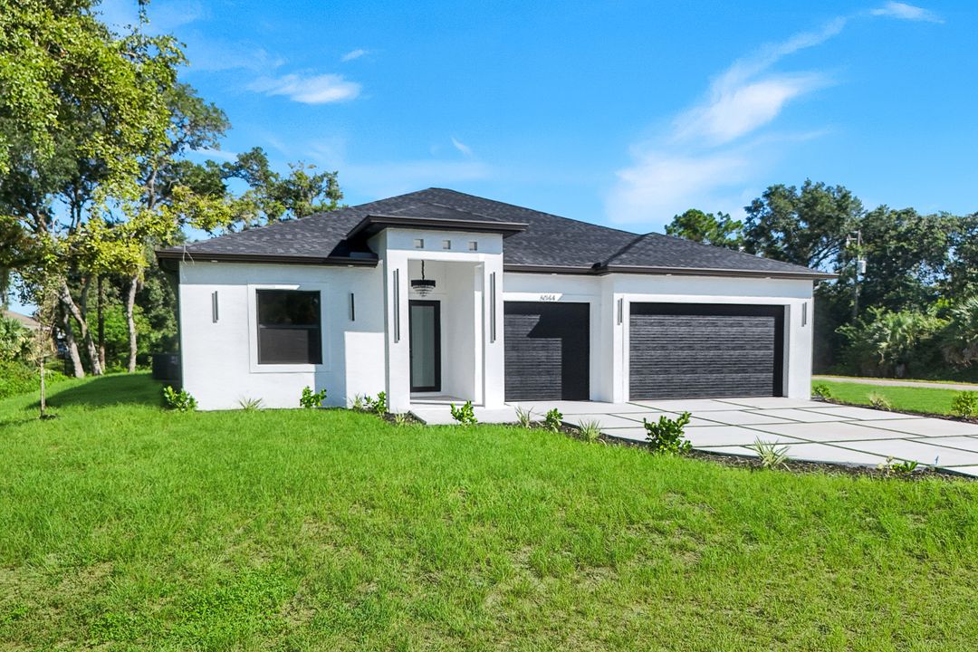 6044 Acorn Cir, LaBelle, FL 33935