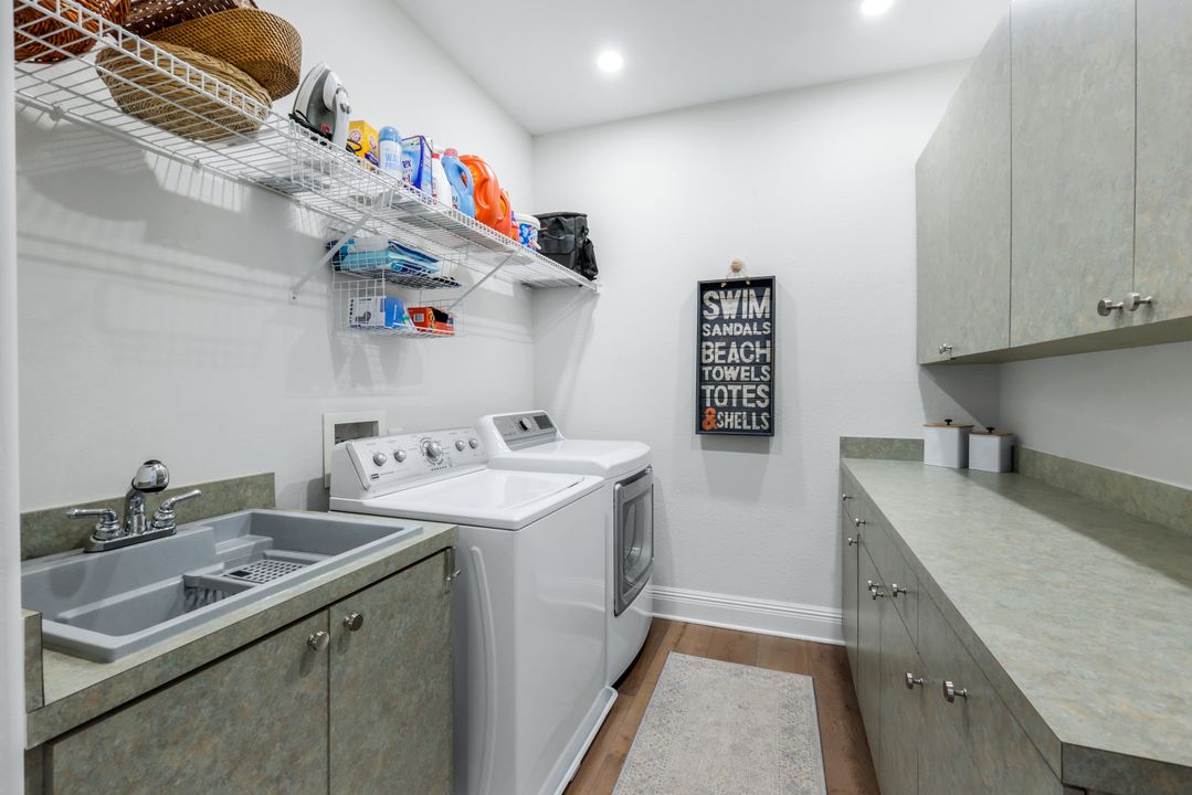 3608 Glenwater Ln, Bonita Springs, FL 34134