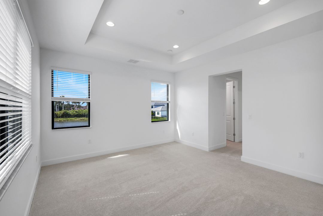 20703 Fair Oak Ln, Estero, FL 33928