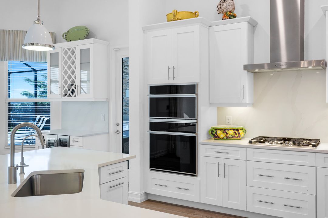 14630 Blue Bay Cir, Miromar Lakes, FL 33913