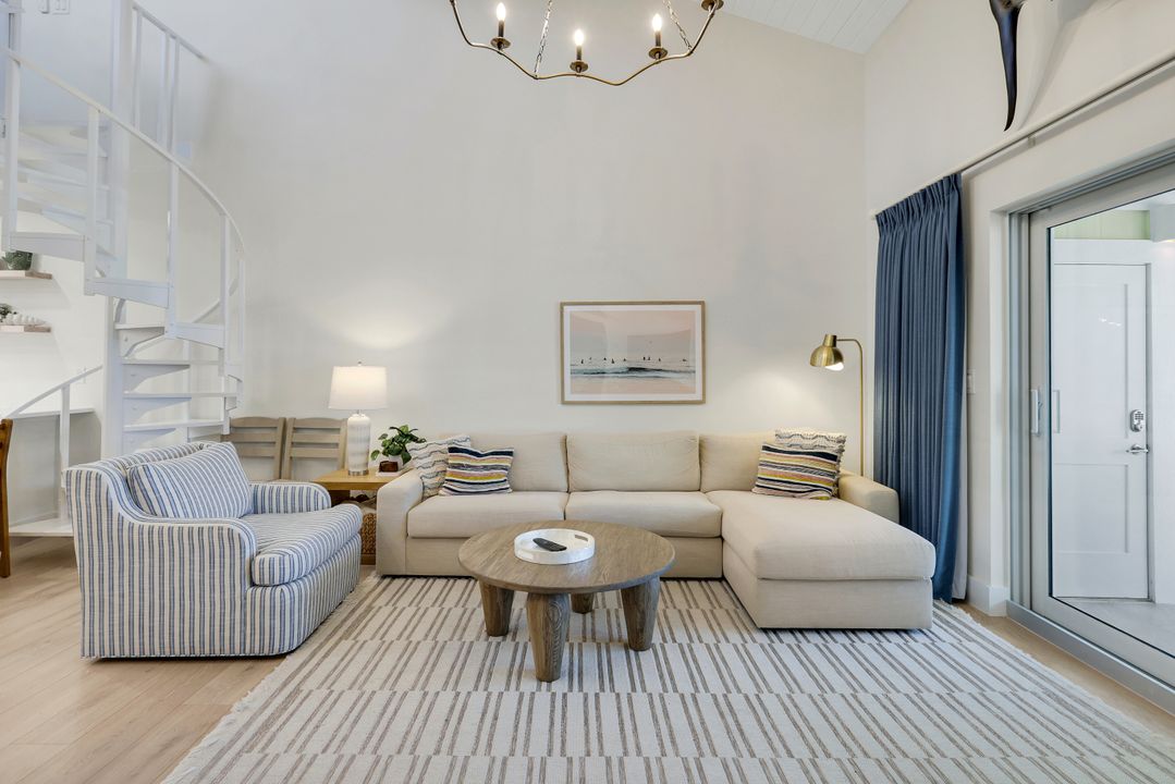 2321 W Gulf Dr #1E, Sanibel, FL 33957