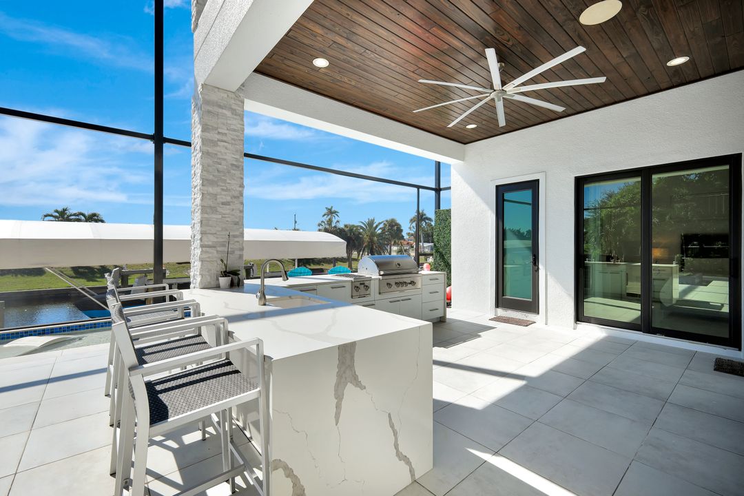 1110 Lenox Ct, Cape Coral, FL 33904