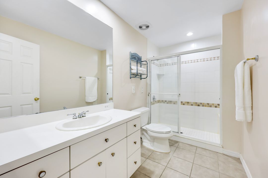 131 Cajeput Dr, Naples, FL 34108