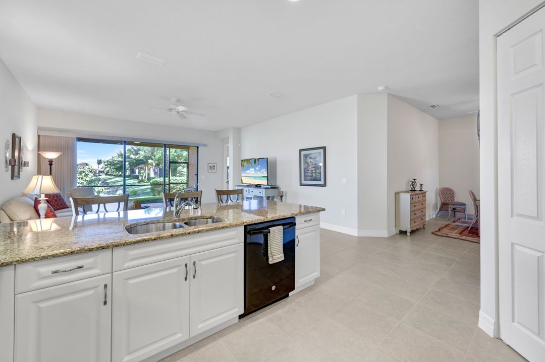 13466 Sumter Ln, Naples, FL 34109