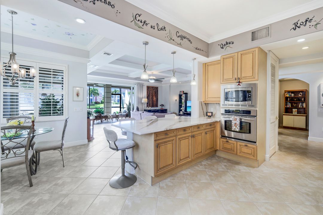 525 Avellino Isles Cir #33101, Naples, FL 34119