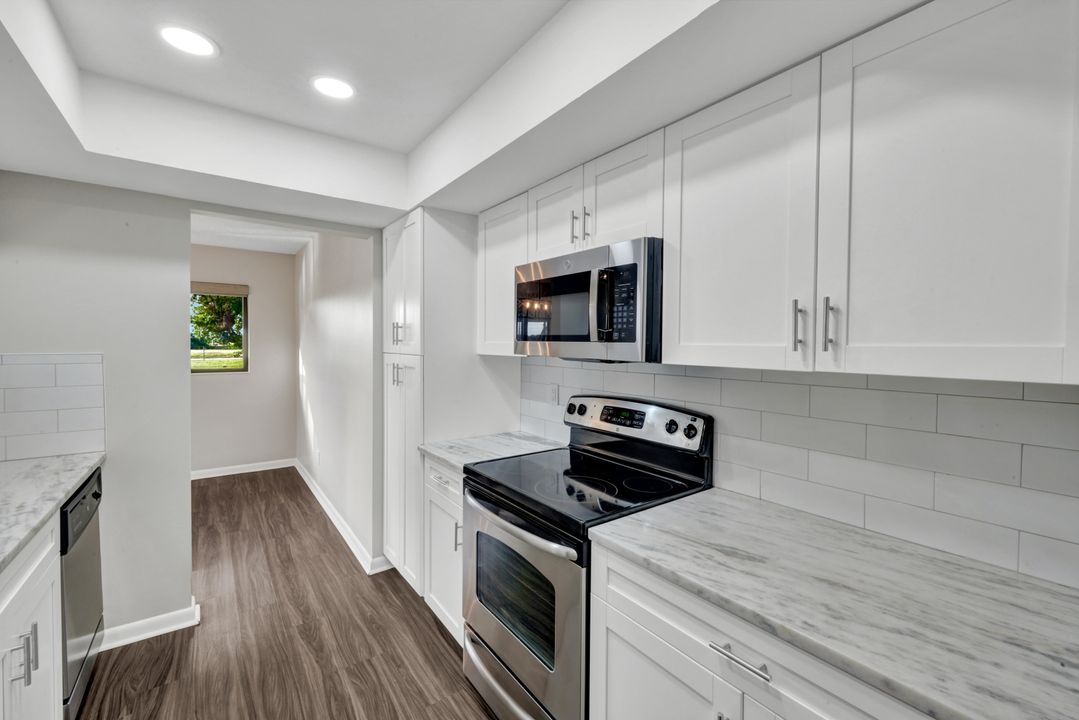 2056 NE 18th Terrace, Cape Coral, FL 33909