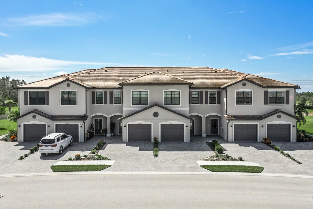 14081 Pine Lodge Ln, Fort Myers, FL 33913