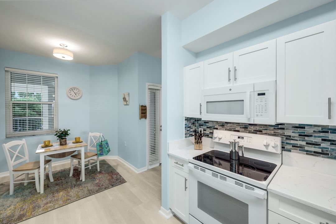 3960 Loblolly Bay Dr #304, Naples, FL 34114