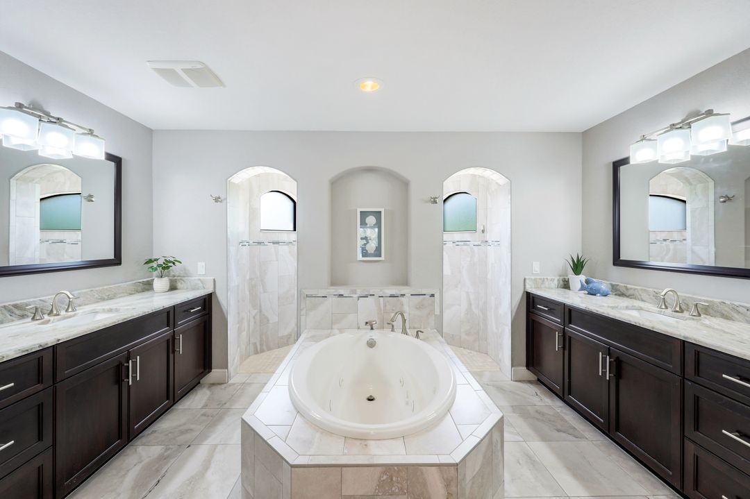 3313 Embers Pkwy W, Cape Coral, FL 33993