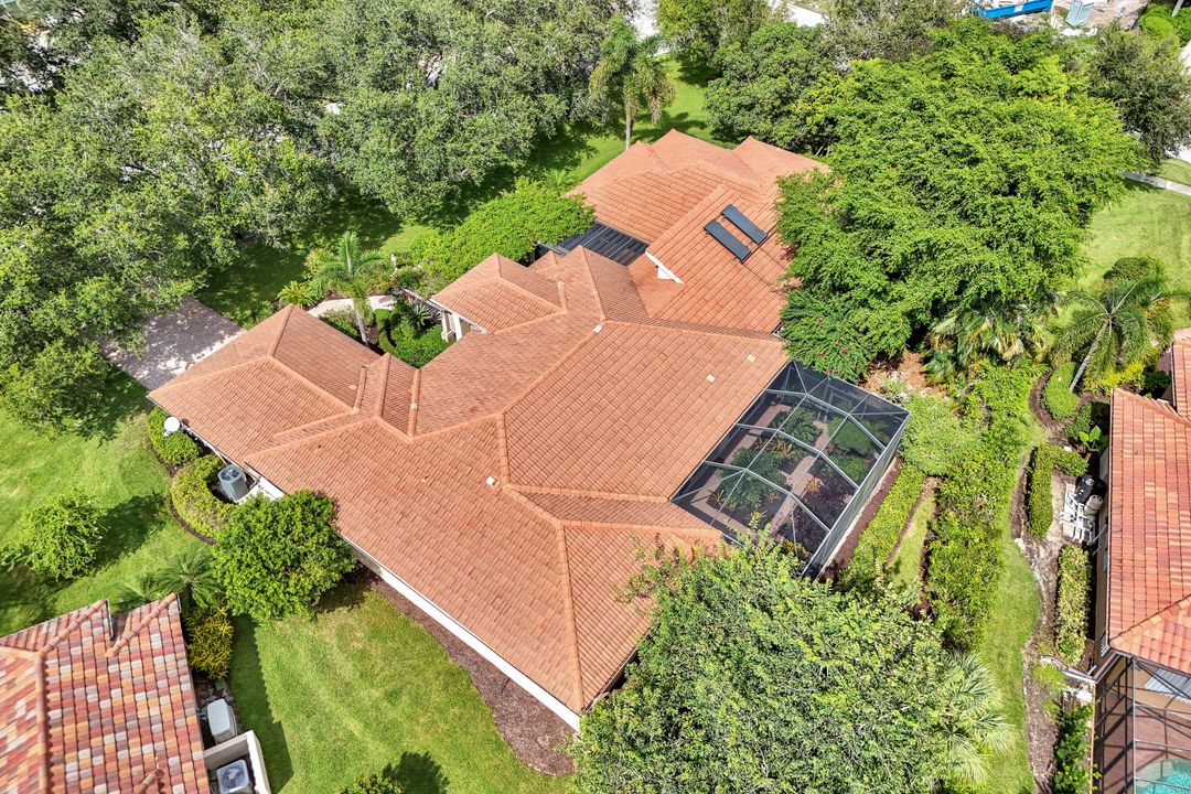 8840 Mariposa Ct, Naples, FL 34113