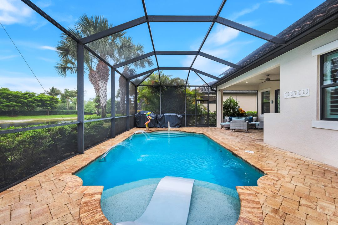 4118 Raffia Dr, Naples, FL 34119