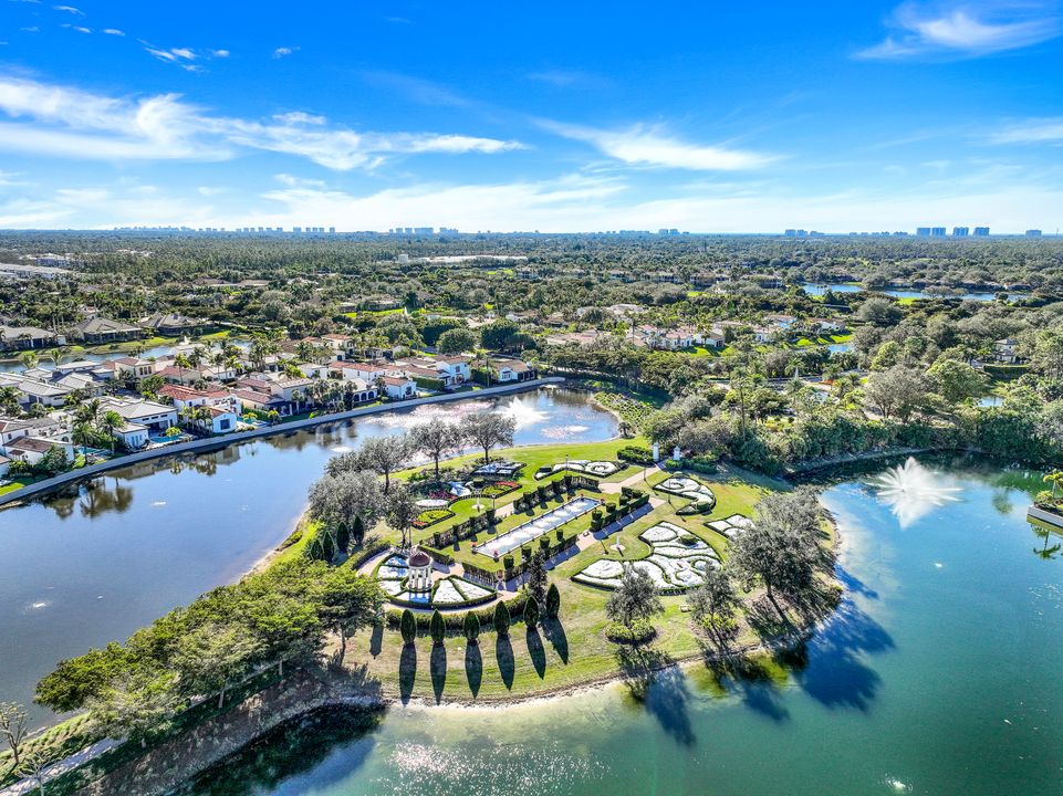 16811 Cabreo Dr, Naples, FL 34110