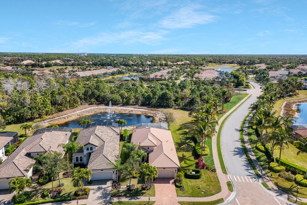 6542 Amarone Ln, Naples, FL 34113