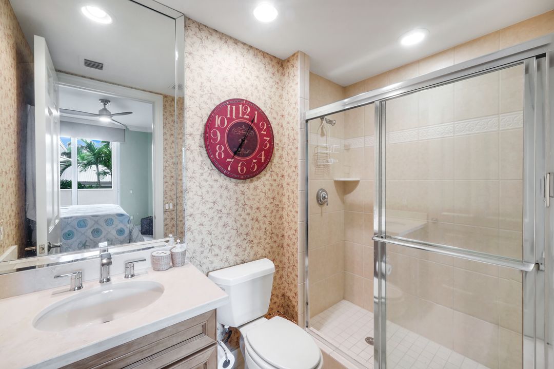 295 Grande Way #104, Naples, FL 34110