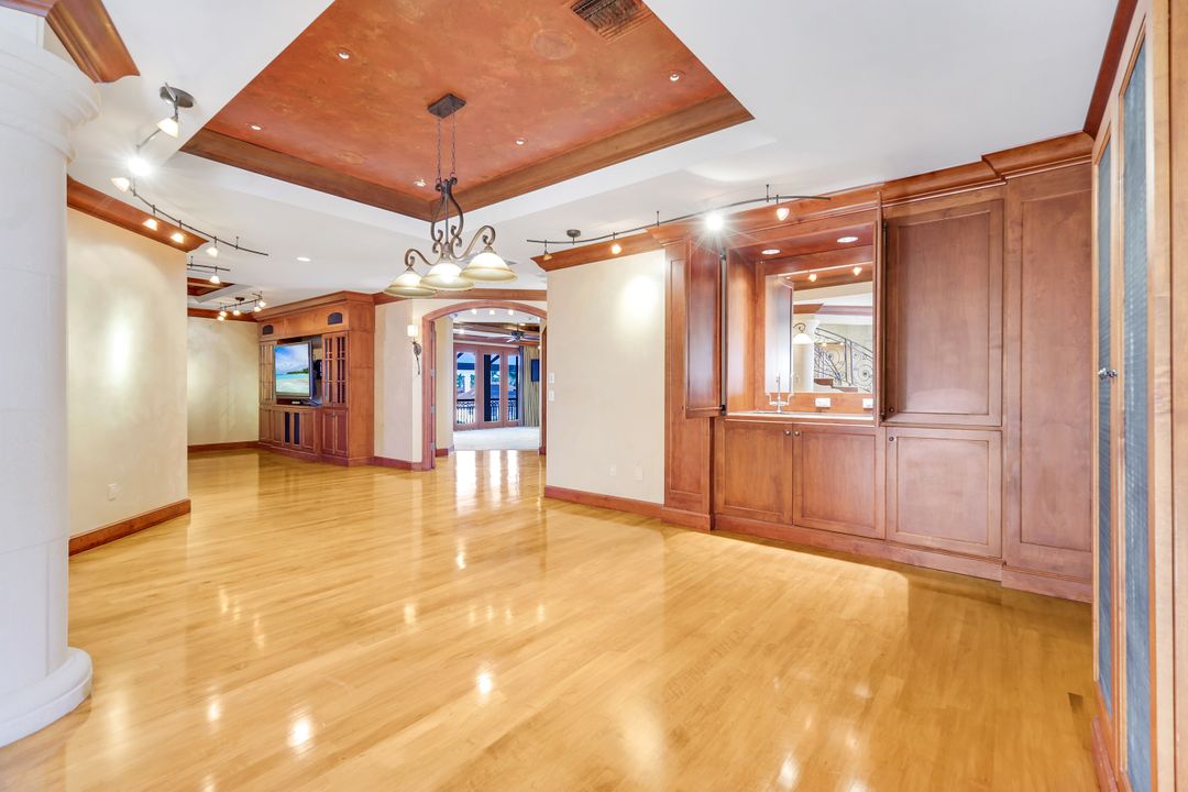 1433 SW 57th Terrace, Cape Coral, FL 33914