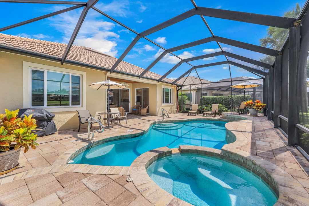 9084 Falling Leaf Dr, Bonita Springs, FL 34135