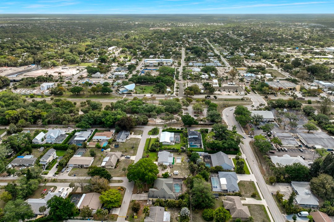10370 Main Dr, Bonita Springs, FL 34135
