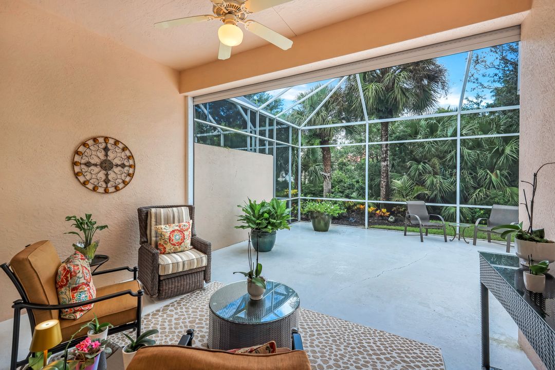 5867 Northridge Dr, Naples, FL 34110