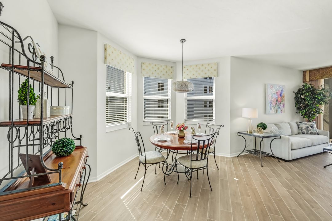 450 Launch Cir #501, Naples, FL 34108