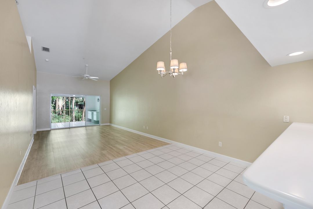 2055 Cascades Dr #6, Naples, FL 34112