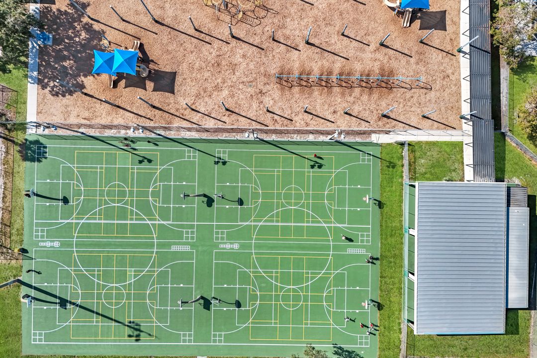 3561 Thomasson Dr, Naples, FL 34112