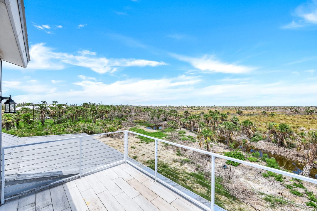 4150 Dingman Dr, Sanibel, FL 33957