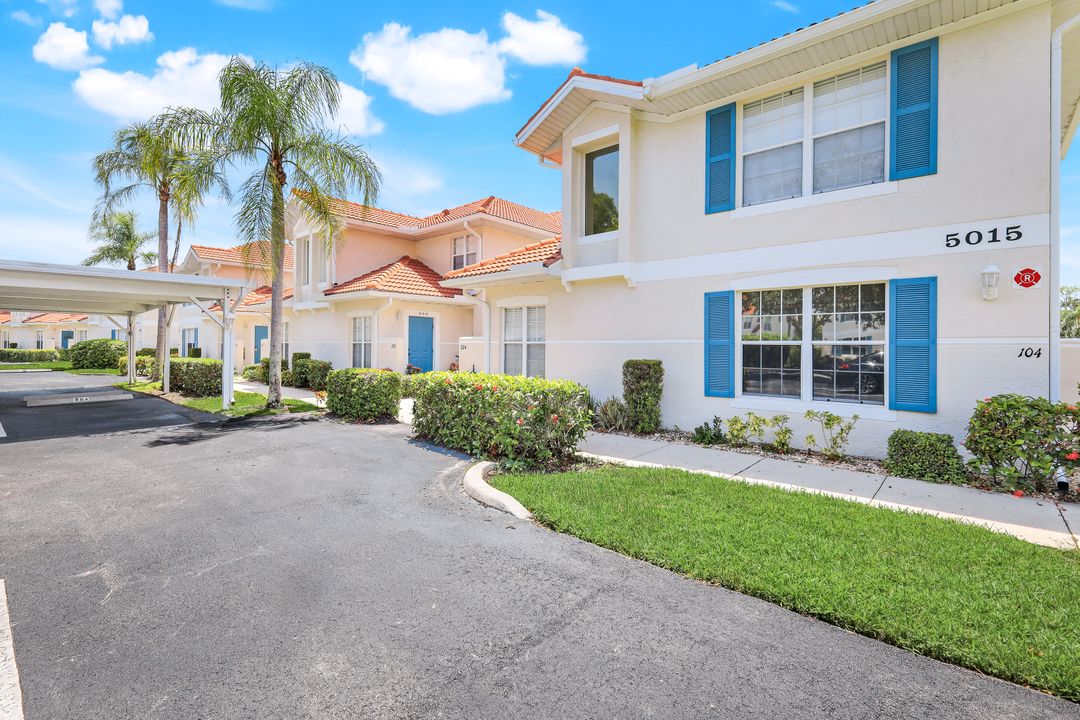 5015 Cedar Springs Dr #103, Naples, FL 34110