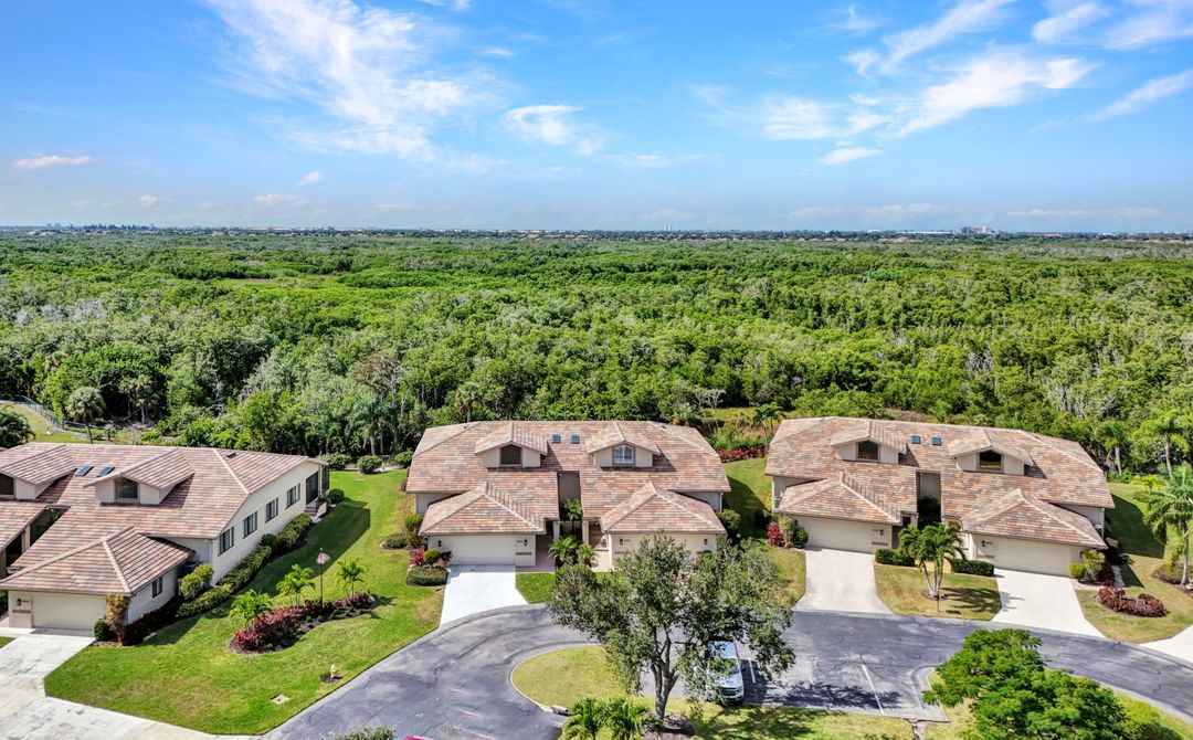 16526 Heron Coach Way, Fort Myers, FL 33908